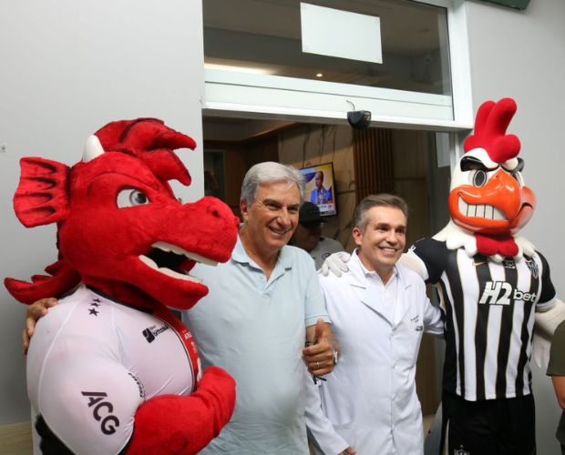 Mascotes do Atl�tico Mineiro e Pous�o visitam Complexo Hospitalar Samuel Lib�nio